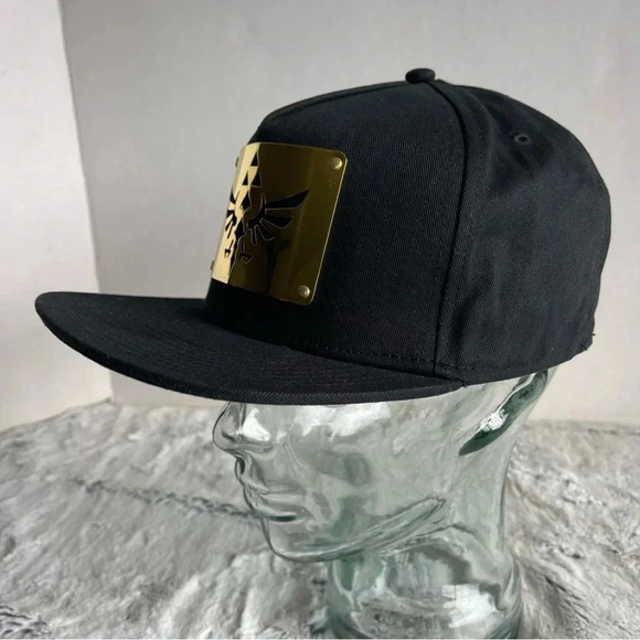 Nintendo Zelda Metal Plate Black Snapback Adjustable CAP HAT - Picture 2 of 10